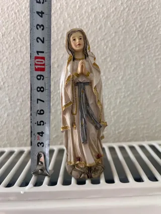 Figura Virgen María Orando