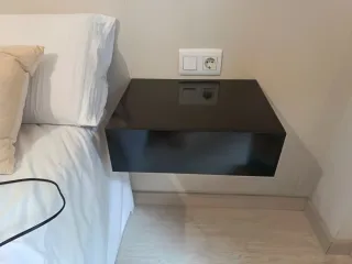 Conjunto dormitorio: cómoda y silla