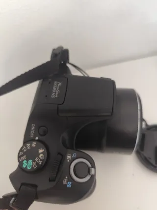 Cámara Canon Bridge SX520 HS Negra