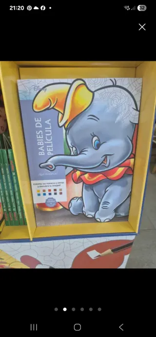 Libro para colorear Dumbo Babies de Película