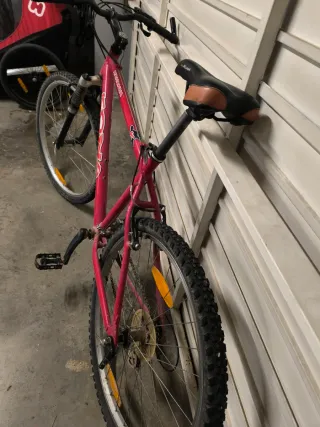 Bicicleta Kona Hahanna MTB