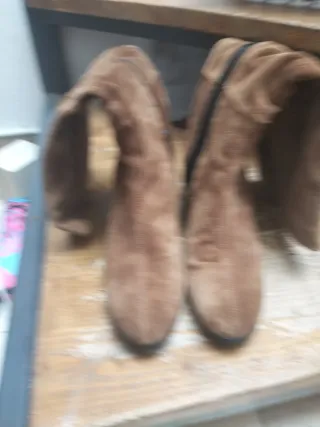 Stivali scamosciati Jeannot marroni