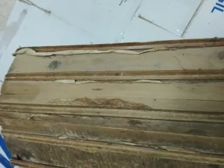 Baúl antiguo forrado piel