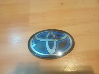 Emblema Toyota Corolla E21 Paragolpes Delantero