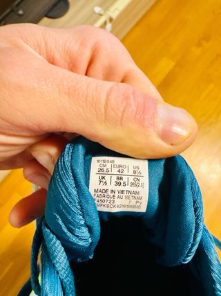 ASICS GEL-Kayano 30 Talla 42 Azul Marino y Amarill