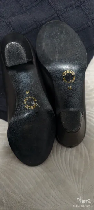 Zapatos de flamenco negros
