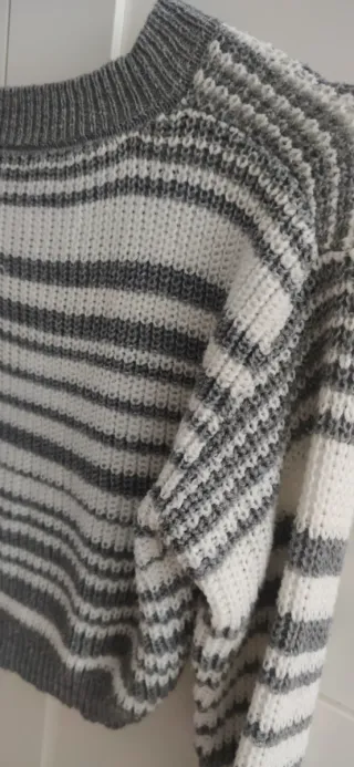Jersey corto rayas gris y blanco