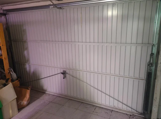 Puerta de garaje motorizada