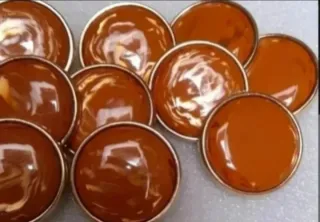 Lote 8 botones metal- 5 modelos