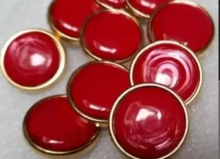 Lote 8 botones metal- 5 modelos