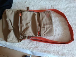 Lote 3 bolsos: 1 acolchado azul nuevo