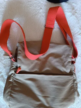 Lote 3 bolsos: 1 acolchado azul nuevo