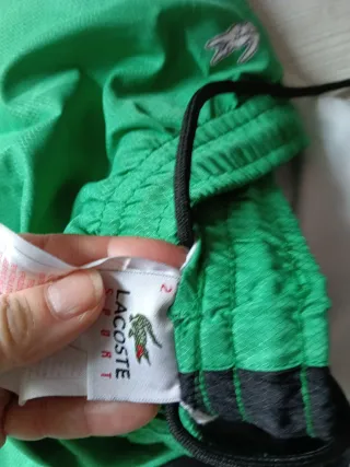 Pantalón chándal Lacoste verde y negro