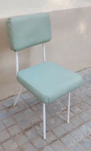 4 Sillas y 2 Sillones Oficina Vintage.