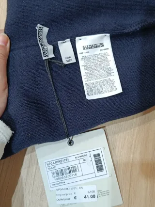 Gorro Napapijri azul y naranja