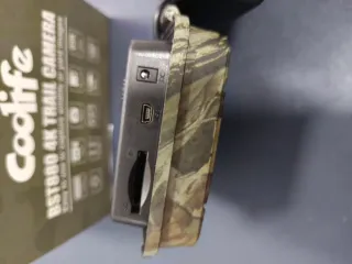 Cámara de vigilancia camuflaje