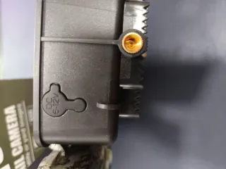 Cámara de vigilancia camuflaje