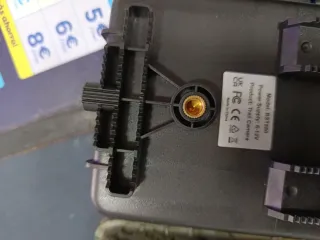 Cámara de vigilancia camuflaje