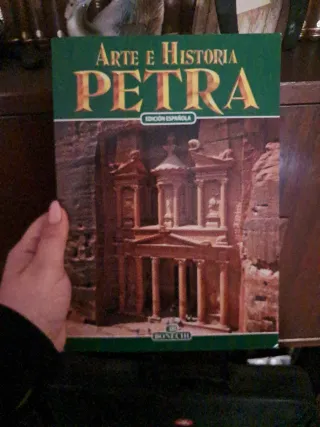 Petra. Ediz. spagnola