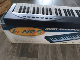 Controlador Teclado MIDI NGS