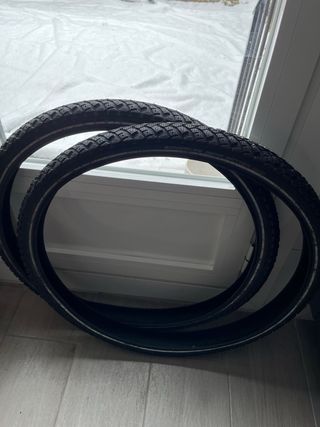 2 cubiertas invierno BTT 100 clavos