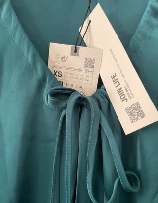 Mono Zara satinado verde