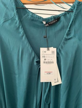 Mono Zara satinado verde