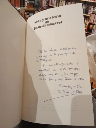 Vida y misterio de Jesus de Nazaret Firmado autor