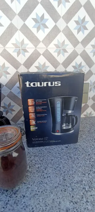 Cafetera Taurus Negra