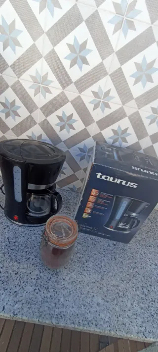 Cafetera Taurus Negra