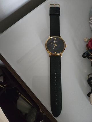 Reloj Guess Negro Dorado Original