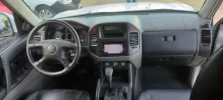 Mitsubishi Montero 2004