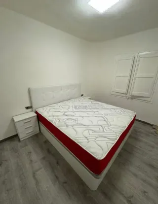 Canapés y colchones nuevos