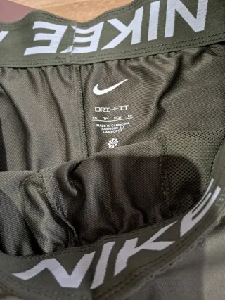 Nike Dri-Fit Shorts Verdes