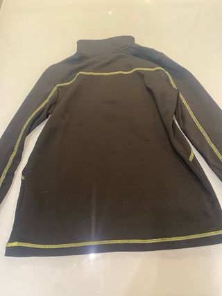 Camiseta térmica WHITEOUT negra y verde