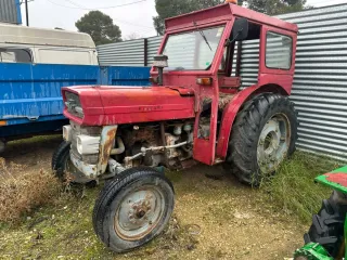Tractor Massey Ferguson 135