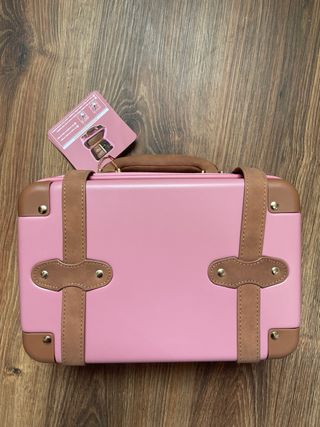 Maletín Rosa con Set de Brochas de Maquillaje