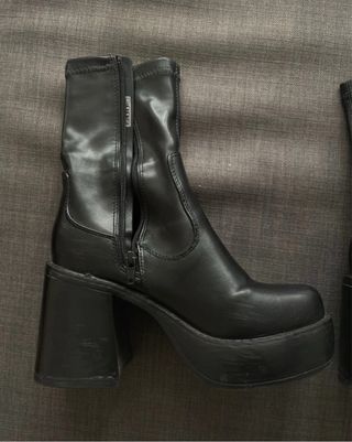 Botines de plataforma negros Ulanka