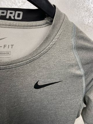 Camiseta Nike Pro Dri Fit Compression