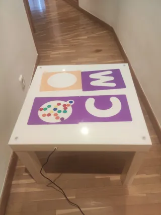 Mesa de Luz Montessori