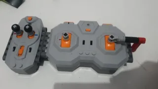 Vehículo de Ingeniería RC con Bloques de Construcc