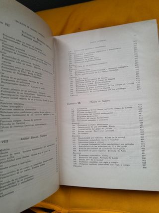 Lecciones de Álgebra Moderna
