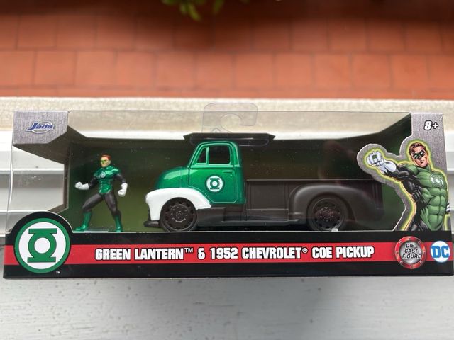 Coches coleccionista dc y marvel,15 euros cada uno