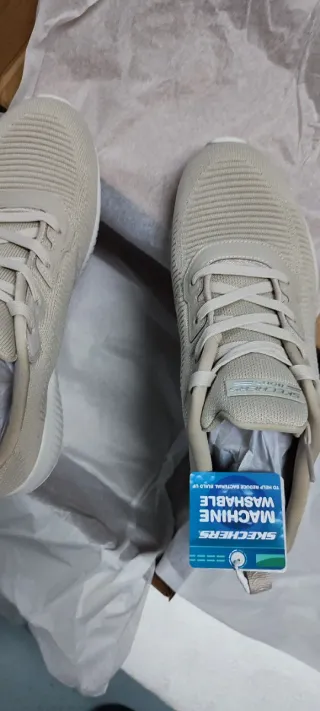 Zapatillas Skechers Bobs Squad Mujer Beige