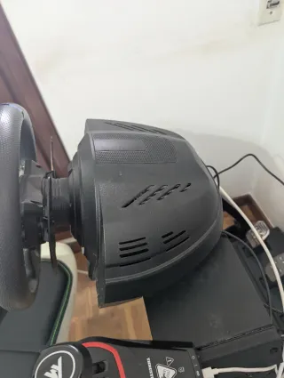 Base Thrustmaster T300 (PC/PS4) per simracing