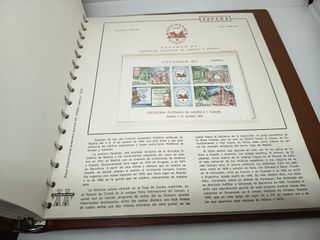 Álbum completo sellos España Monarquía 1975-1982