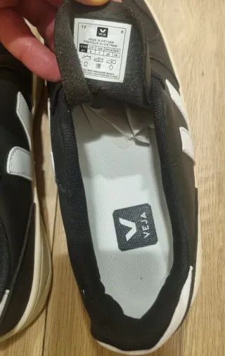 Zapatillas Veja Talla 41 Negras y Blancas