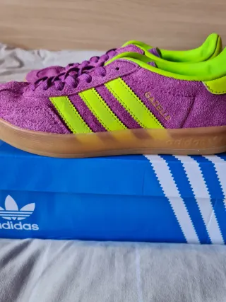 Adidas Gazelle Morado y Verde Neón