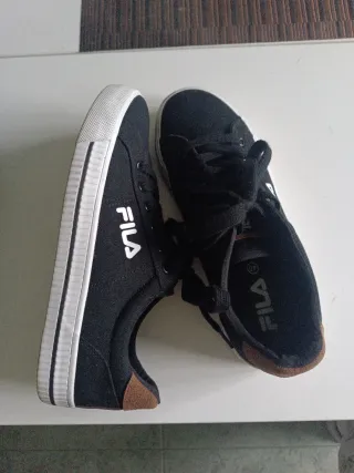 Zapatillas Fila Negras Talla 40