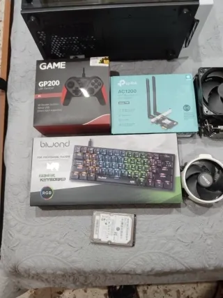 Ordenador Nfortec y componentes PC